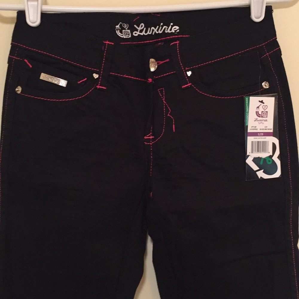Luxirie Jeans size 25 NWT